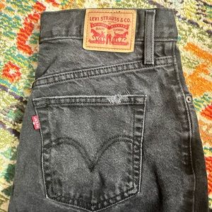 Levi’s High Waisted Mom Jeans